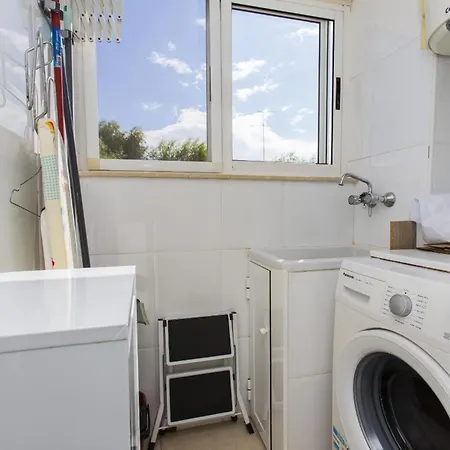 104 Paraiso Ii Apartment